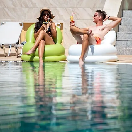 Maria Palace Hotel 4*