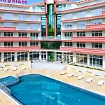 Maria Palace Hotell 4*