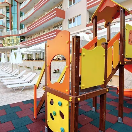 Maria Palace סאני ביץ'