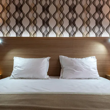 Maria Palace מלון