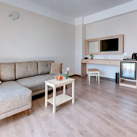 Maria Palace Готель Сонячний Берег