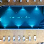 Maria Palace ホテル